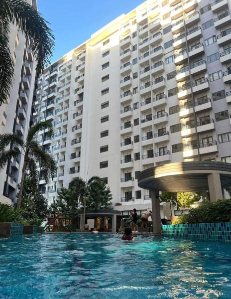 Condo in Parañaque, Манила