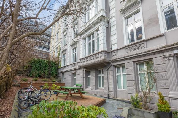Roomsly Apartments - Prime Location And Modern Comfort - Bergen