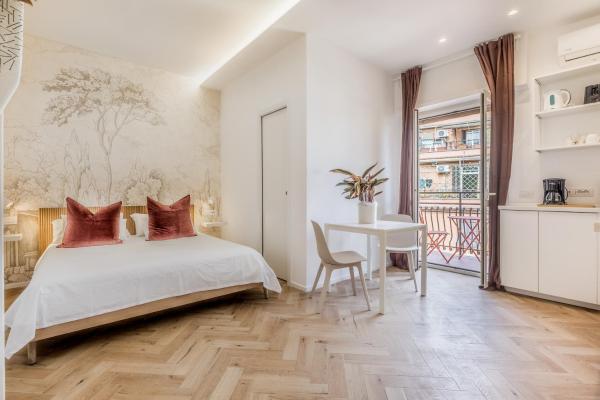 Domvs Romana, Roma