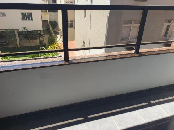 Apt Quarto, sala, varanda, Praia do morro à 150mtrsの写真9