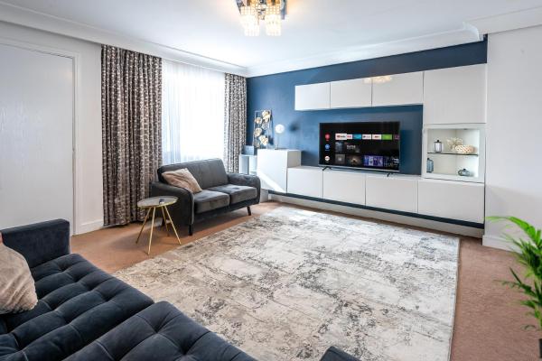 Modern Home Near Etihad, Coop Live, Manchester