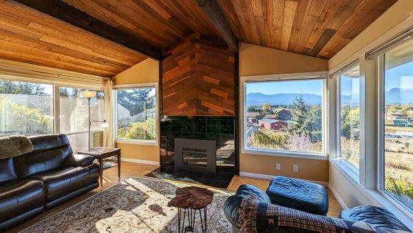 Sq Olympic-view-cottage - Washington