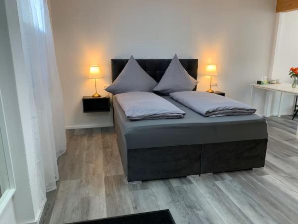 På billedet ses objektet Luxus Appartement Motel Ambiente 2 beliggende i byen Bad Säckingen.
