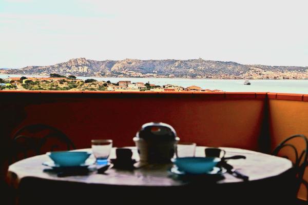 En la foto se muestra el objeto piccolo MarVel ubicado en la ciudad de Palau.