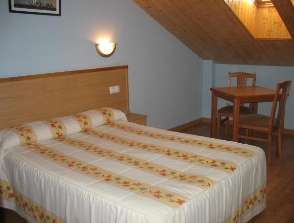 A la foto es mostra l'objecte Hotel Reyes De León situat a la ciutat de Laguna Dalga.
