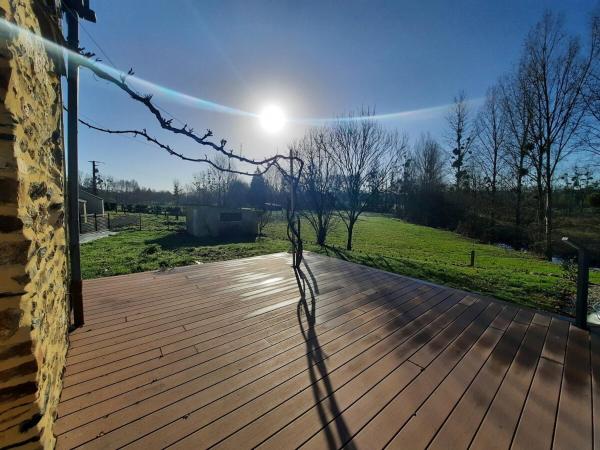 A la foto es mostra l'objecte Maison de caractère situat a la ciutat de Erbrée.
