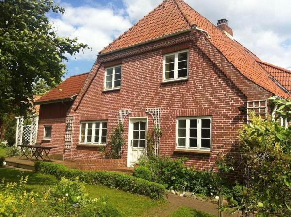 På bildet vises objektet Haus zwischen den Seen som ligger i byen Giekau.