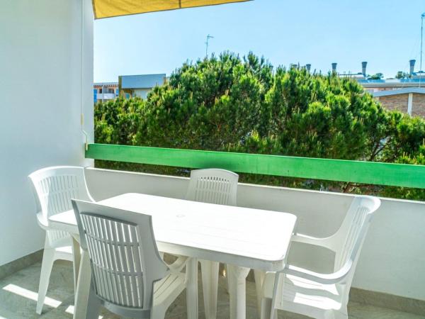 Enjoy The Sun From The Terrace Of Our Studio - 