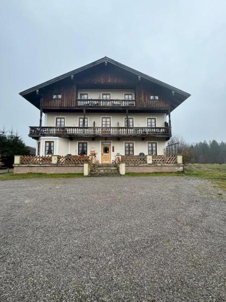 A la foto es mostra l'objecte Pension Huber situat a la ciutat de Fischbachau.