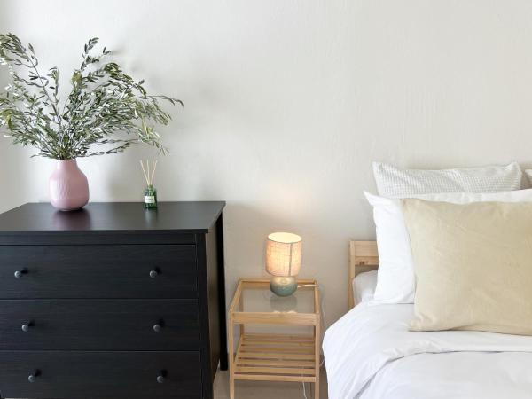 Foto 5: Spacious, Near Beach & Easy Parking - by Solstad