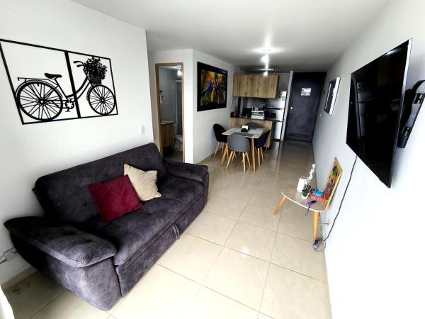 Na foto é possível ver o objeto Nuevo, Vista Increible, Wifi900MB, cerca a Centro Comercial Cacique, Piscina y Gym localizado na cidade de La Victoria.