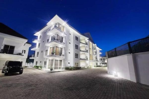På billedet ses objektet Sleak condo beliggende i byen Abuja.