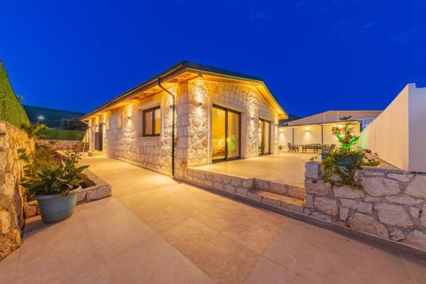 A la foto es mostra l'objecte Kaş Bayındırda Korunaklı Villa 4 Kişilik situat a la ciutat de Kas.
