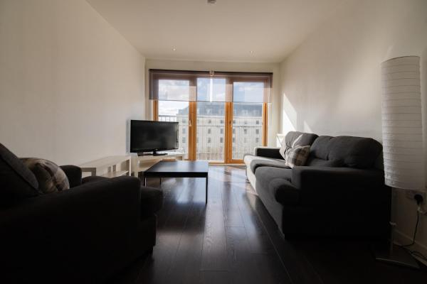 Argyle Apartment, Glasgow