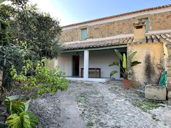 På billedet ses objektet House in Rural Sardinia beliggende i byen Masullas.