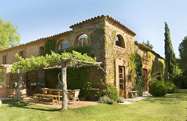 Na zdjęciu widoczny jest obiekt Cortijo Rural Finca HUERTA SANTA MARÍA położony w mieście Galaroza.