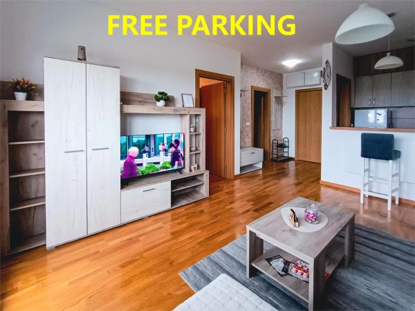 Mv Dreams, Free Parking - Nowy Sad