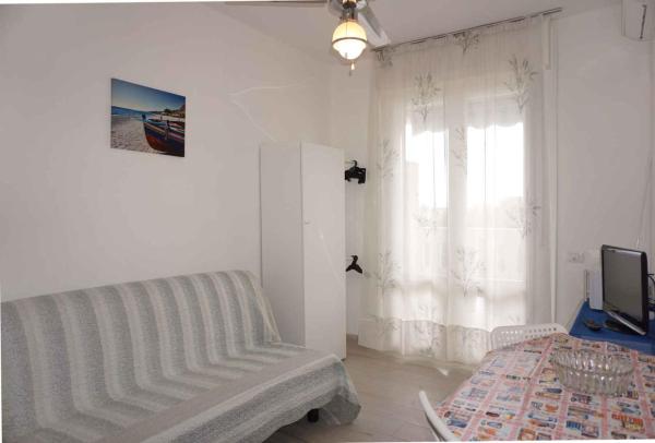 Studio in Porto Santa Margherita 42871の写真2