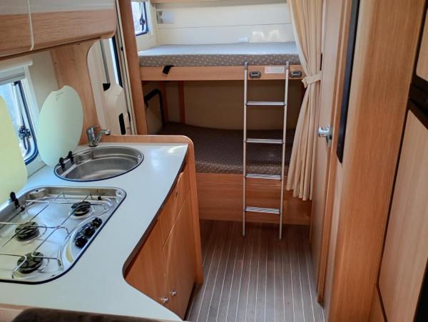 A la foto es mostra l'objecte Camping car au bord de l eau situat a la ciutat de Pujo-le-Plan.