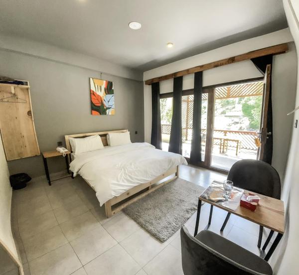 På bildet vises objektet Bono Apartments som ligger i byen Mahāndri.