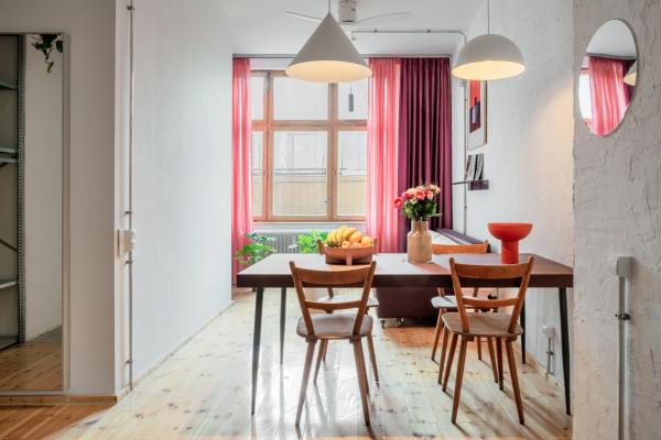 Flattering Suites, Berlin