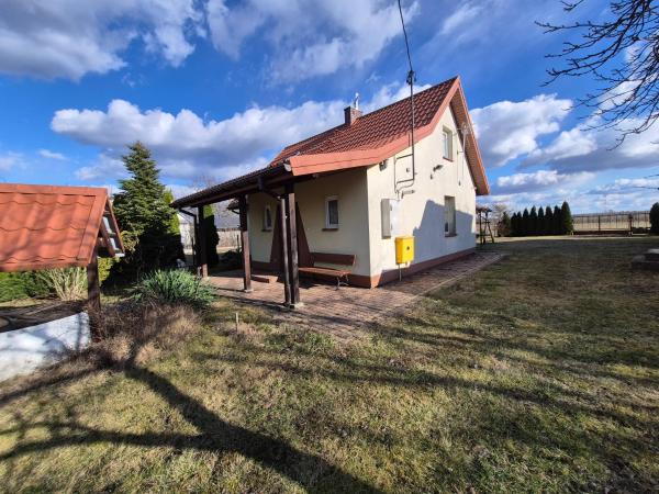 A la foto es mostra l'objecte Agroturystyka Szlachecki Sad situat a la ciutat de Brzumin.