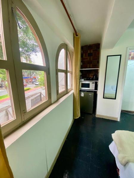 A la foto es mostra l'objecte Habitaciones Independientes Av Larco situat a la ciutat de Lima.
