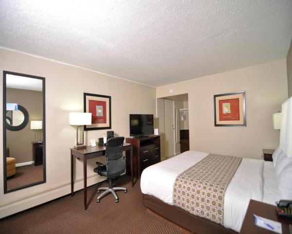 Baymont By Wyndham Sandusky Formerly Comfort Inn Maingate 1711