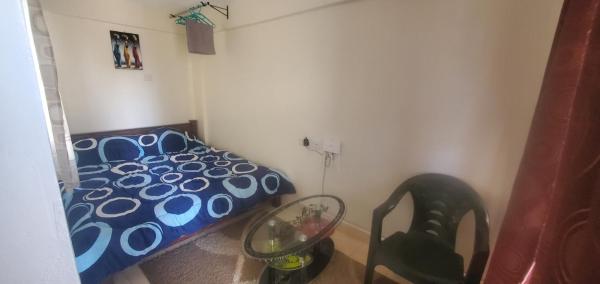 A la foto es mostra l'objecte Premier BnB situat a la ciutat de Kaathene.