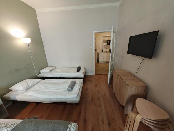 Foto 5: Flat in Zizkov -101-