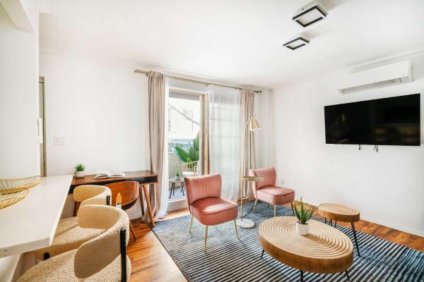26-1C Gramercy Large 1BR WD, New York