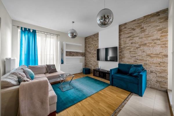 National Stadium - 7th Floor, Parking and Balcony - By Rentujemy, Warsaw