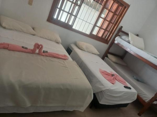 A la foto es mostra l'objecte Pousada Milionário situat a la ciutat de Guarujá.