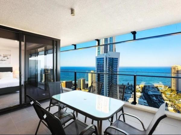 Fotografie 5: Circle on Cavill 2-Bed Sea View