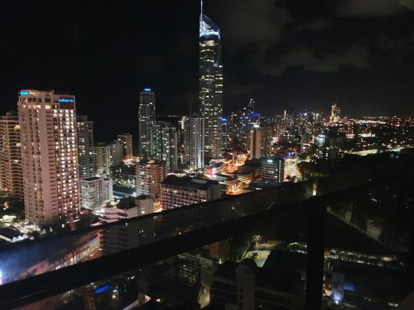 Fotografie 8: Circle on Cavill 2-Bed Sea View