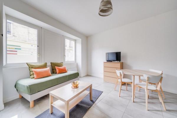 A la foto es mostra l'objecte Charmant studio à Bordeaux situat a la ciutat de Bordeus.
