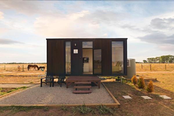 Tiny Rescue Retreat By Tiny Away - Stanhope