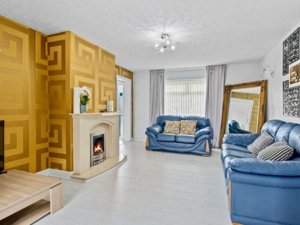 A la foto es mostra l'objecte Spacious 3 Bedroom Home in Aintree situat a la ciutat de Sefton.