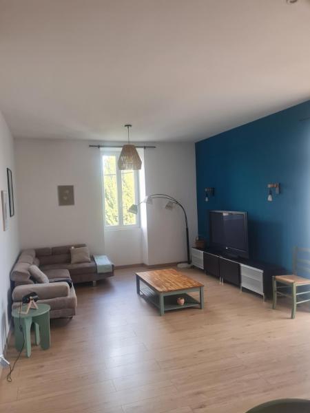 På billedet ses objektet Les Beaux Chais beliggende i byen Beaucaire.