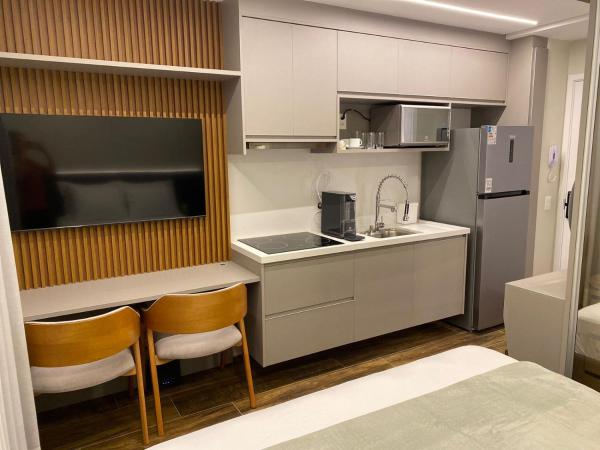 Studio Luxo 300 meters from the Brooklin Metro, São Paulo