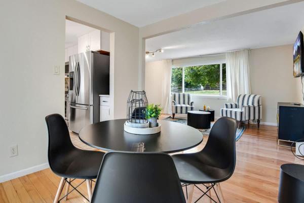 A la foto es mostra l'objecte 5BR Family Home in Arvada situat a la ciutat de Arvada.