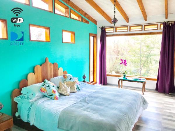 A la foto es mostra l'objecte La Casa del Francés-Termas de Chillan situat a la ciutat de Atacalco.