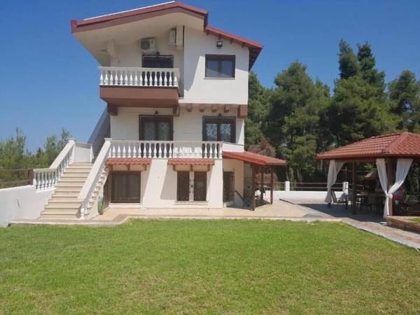 A la foto es mostra l'objecte Elani Apartments Lofos Elanis 2 situat a la ciutat de Kassandria.