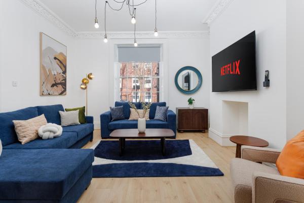 Foto 2: Flatzy - City Centre Mansion 2, Sleeps 22, 4 Baths