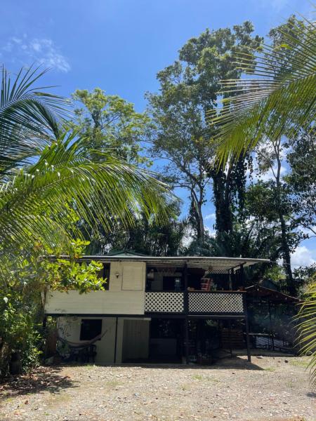 Cabaña Willy - Costa Rica