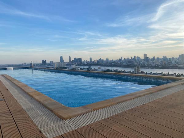 A la foto es mostra l'objecte The Vincent Condo situat a la ciutat de Phnom Penh.