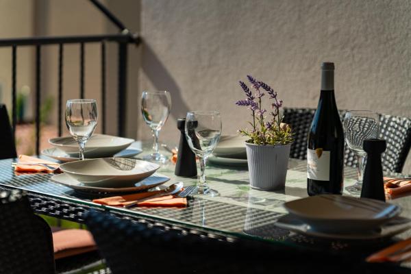 写真にはベティナ市にあるApartmentHouse Ivanaが写っています。