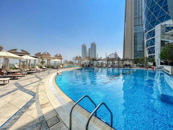 A la foto es mostra l'objecte Luxury 2BR Stay in DIFC, Steps to Gate Avenue and Dubai Mall situat a la ciutat de Dubai.