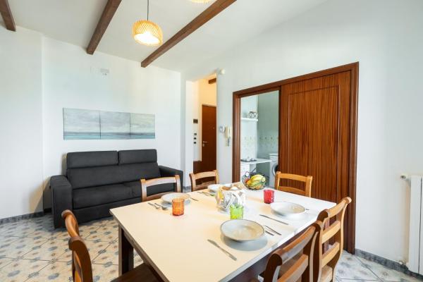 照片显示了位于Trani市的Seaside Living Trani Apartments物件。