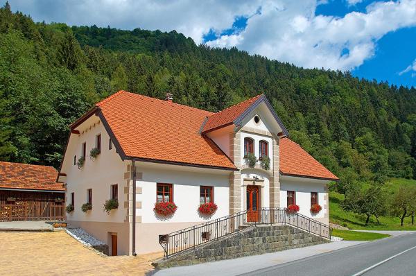 På billedet ses objektet Farm stay Bukovje beliggende i byen Ljubno.